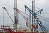 The new 400t crane was delivered and installed onboard the 'Leviathan'