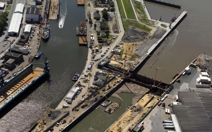 New repairs delay German lock re-opening | News | Maritime Journal