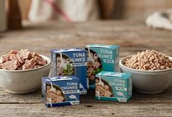 tetra-recart-tuna-promo-on-table