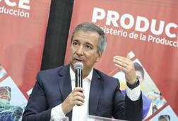Produce Minister Raúl Pérez Reyes