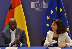 The image shows Charlina Vitcheva, Director-General for Maritime Affairs and Fisheries and Mário Musante da Silva Loureiro, Minister of Fisheries and Maritime Economy of Guinea-Bissau, signing the new implementing protocol for the SFPA