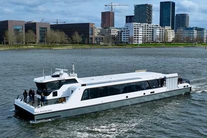 damen-unveils-first-fully-electric-ferry-waterbus-2907-electric-top
