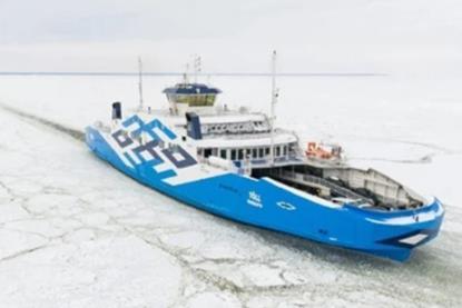 Toll-ro-ro-ferry-clearing-path-in-the-ice