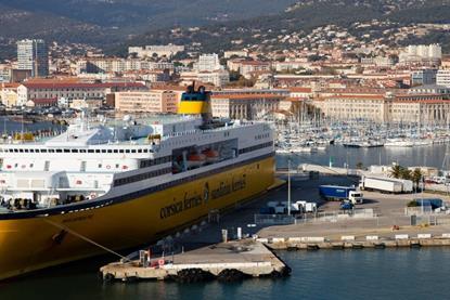 The image shows the cruise passenger at Toulon Côte d'azur