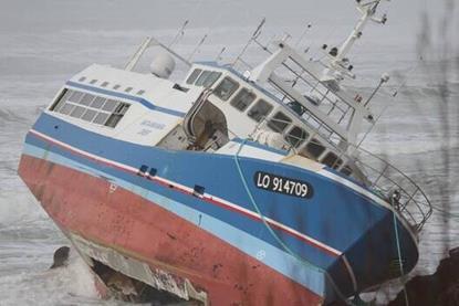 Removing fishing vessel wrecks was part of Ardentia Marine's recent activities (Jean-Marie Le Provost)