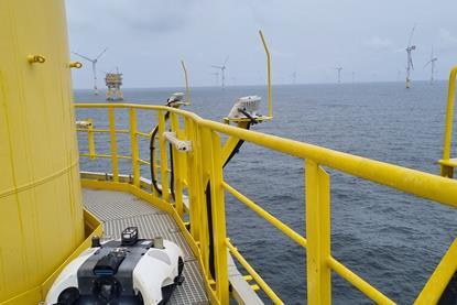 BeeX on turbine