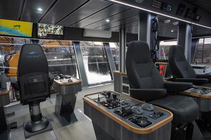 Macduff Naomi Jennifer 120-3 (6)