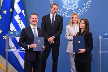 From left Manos Manousakis, IPTO Greece prime minister Kyriakos Mitsotakis, Italian prime minister Giorgia Meloni Terna CEO Giuseppina Di Foggia
