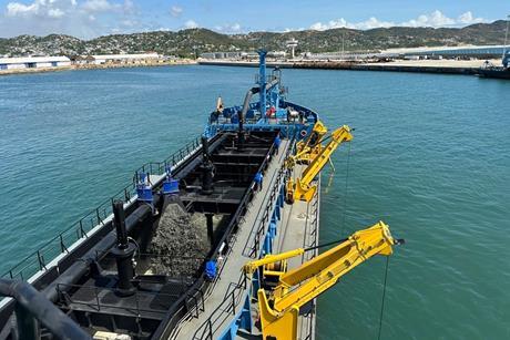 700 mm trailing suction pipe allows for efficient dredging operations (1)