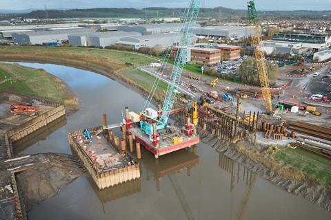s960_The_jack-up_barge_working_on_the_substructure_of_the_Bridgwater_Tidal_Barrier_across_the_River_Parrett_and_the_completed_bypass_channel