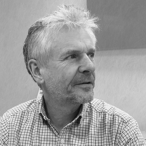 Paul Cairns