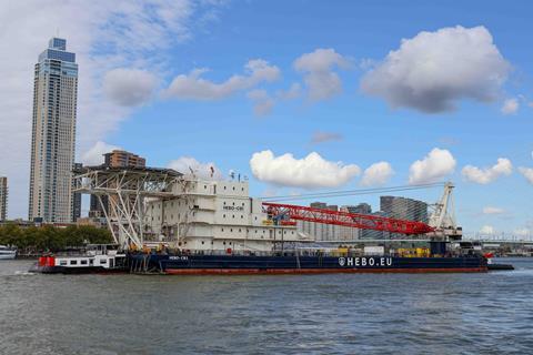 'Hebo-CB 1' departing Rotterdam after its debut at World Haven Days (Peter Barker)