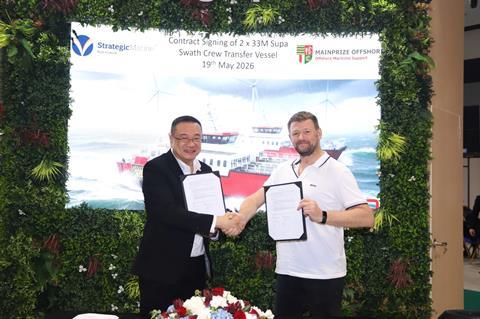 Strategic Marine CEO Chan Eng Yew L and Mainprize Offshore managing director Bob Mainprize
