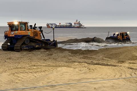 Beach_renourishment__credit_Van_Oord