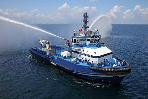 'Harvey Stone' demonstrates its fire-fighting capabilities (RAL)