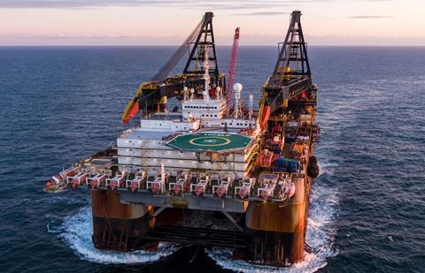 Heerema Installs Wind Turbines With New Floating Method 