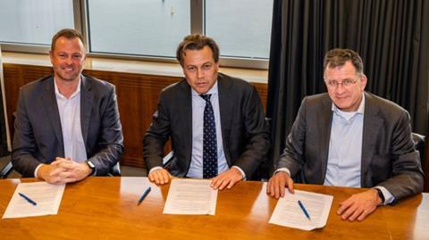 From left Derrick York, Senior Vice President of Caterpillar Oil & Gas and Marine Division, Arnout Damen, CEO of Damen Shipyards and Kees-Jan Mes, Managing Director of Pon Power