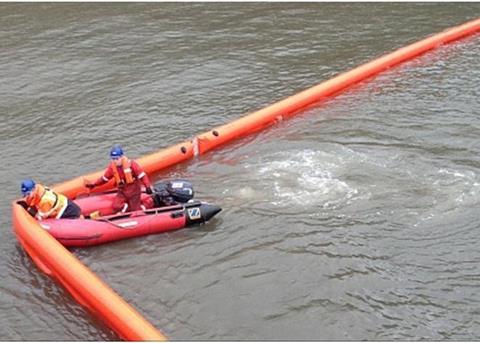 Briggs provided technical expertise in marine and shoreline response