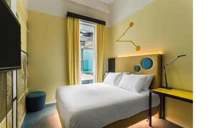 Room Mate Bruno Room